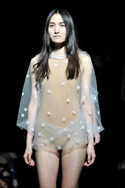Look 36